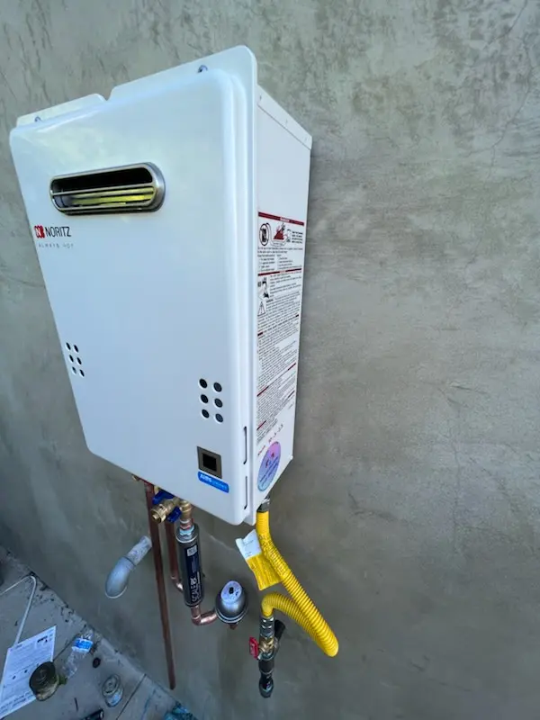 Tankless water heater installation for Paint Branch Estates homes